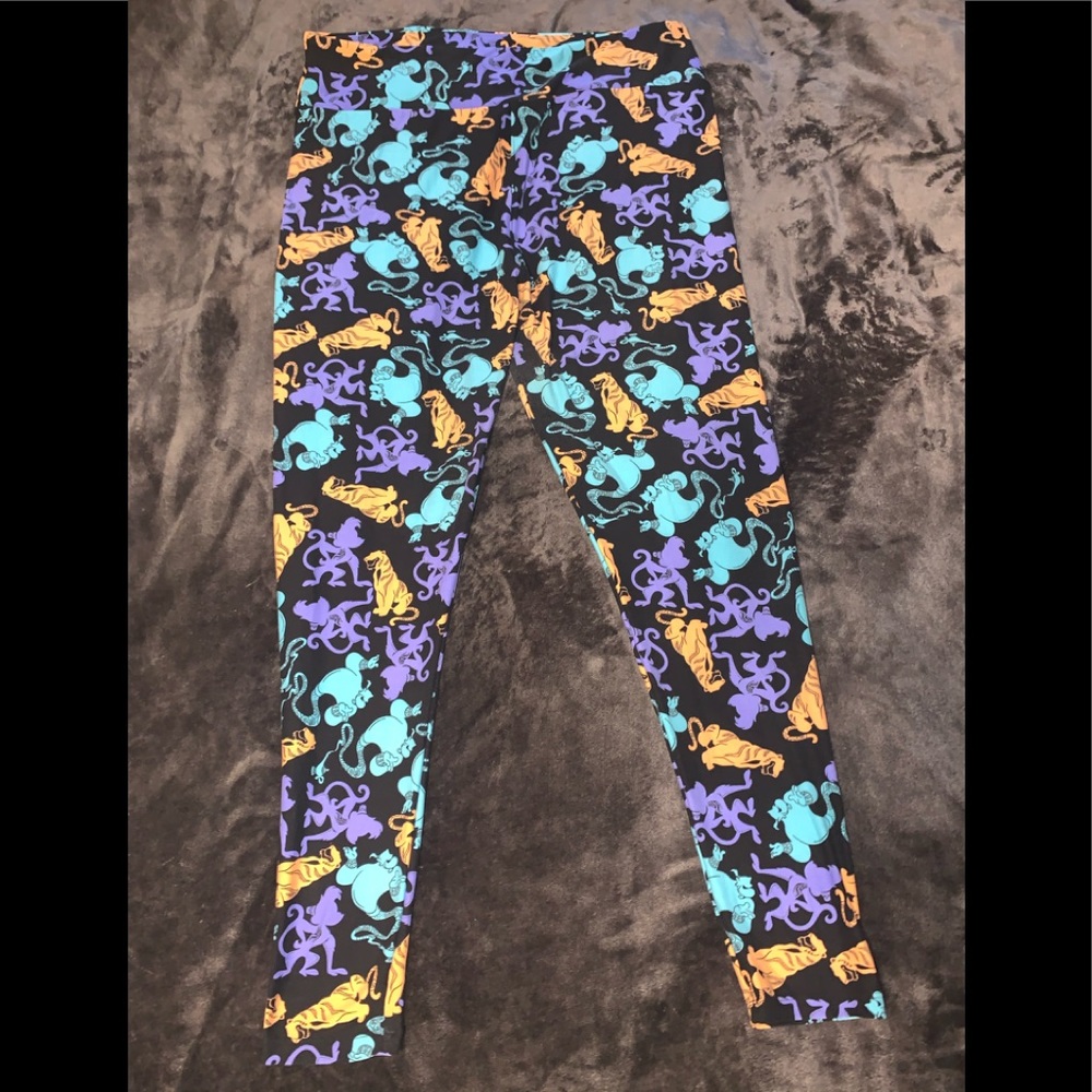 LuLa Roe DISNEY Aladdin themed leggings